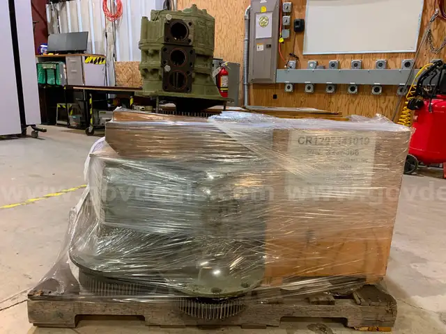 Pallet of Electro-Motive Industrial Parts&#xA0;(ID #40708) (J11-1L) (25-2033-32) 405