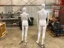 Pallet of Display Manikins w/Stands&#xA0;(ID #40717) (H05-2R) (25-1312-2) 116