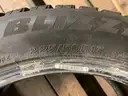 Four Bridgestone BLIZZAK Studless Tires&#xA0;(ID #40776) (I02-5L) (25-2002-1) 303