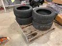 Four Bridgestone BLIZZAK Studless Tires&#xA0;(ID #40776) (I02-5L) (25-2002-1) 303