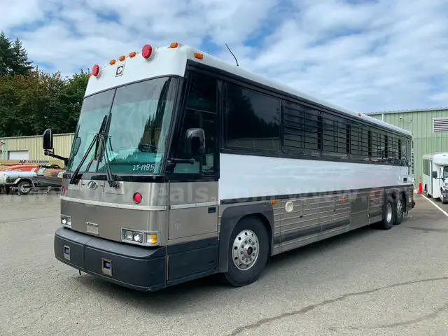 2003 MCI D4000 Prison Bus (ID# 40912) (E14) (25-1985) 310