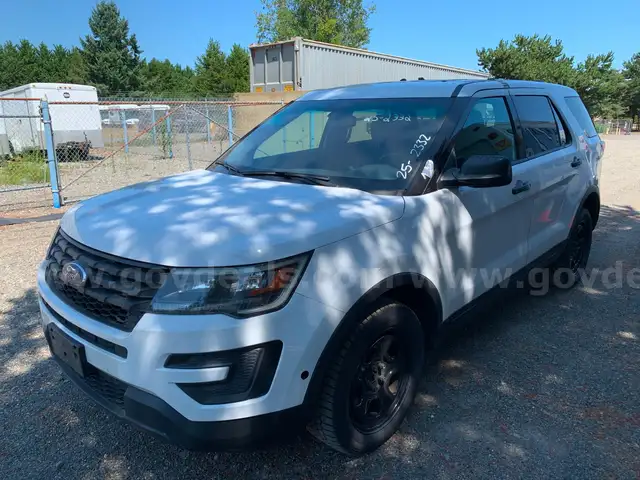 2017 Ford Explorer Interceptor AWD 4DR SUV (ID# 40965) (TCO) (25-2332) 225