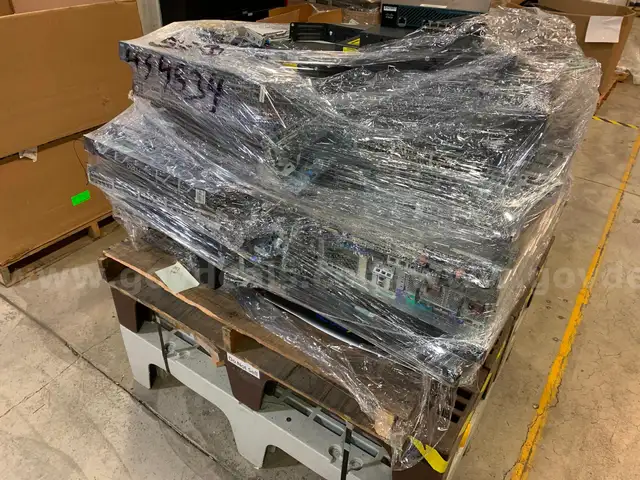Pallet of Network Equipment&#xA0;(ID #41201) (J6-1L) (25-2297-10) 240