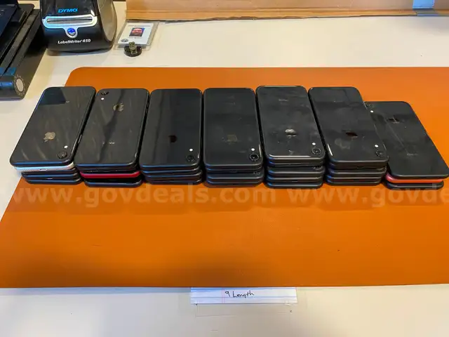 Case of ct. 33 iPhone XRs&#xA0;(ID #41382) (I01-3R) (24-2267-1) 179 (20-30)