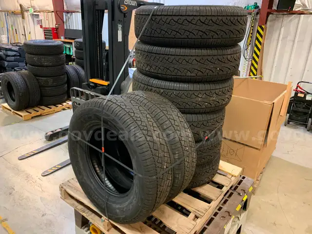 Pallet of 8EA Pirelli 265/70R17 SCORPION ATR&#xA0;(ID #41438) (I7-3L) (25-1408-1) 490