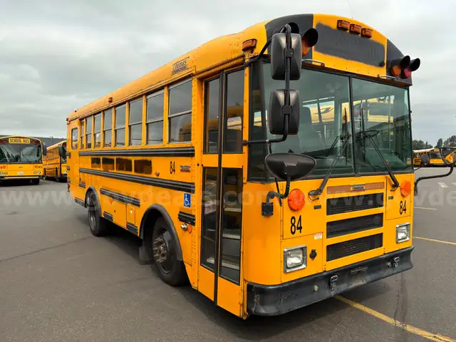 2009 Thomas School Bus | 28 Passenger | Chair Lift (ID #41490) (Off-Site) (25-3036) 35408