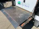 2006 Ford F-450 SD XL Crew Cab 4WD Truck w/ Service Body &#x26; Liftgate (ID# 41546) (EF06) (25-2765) 461