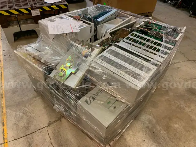 Pallet of Harris Farinon Microwave Radio Equipment&#xA0;(ID #41618) (J7-1L) (25-1882-26) 225