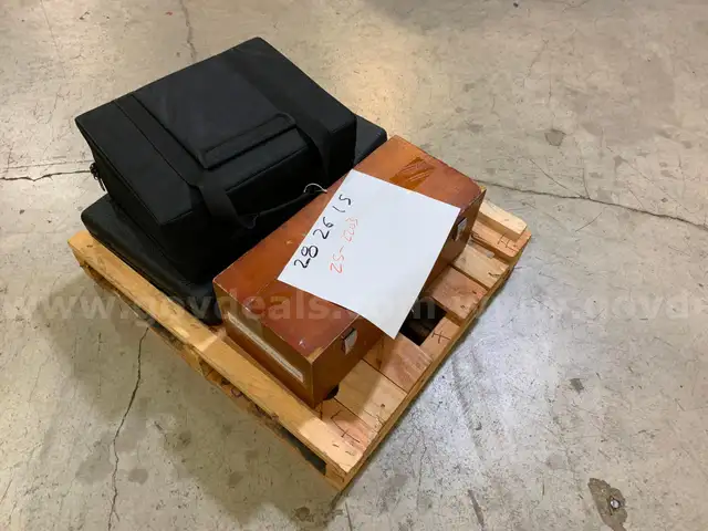 Pallet of Field Science Equipment&#xA0;(ID #41735) (J1-4L) (25-2203-28) 461