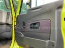 2011 International WorkStar 7600 SFA Dump Truck w/ Spreader *Tow-Away* (ID# 41813) (E06) (25-2082) 405