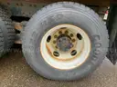 2011 International WorkStar 7600 SFA Dump Truck w/ Spreader *Tow-Away* (ID# 41813) (E06) (25-2082) 405