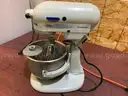 Cart With Kitchen Equipment&#xA0;(ID #41871) (J11-1R) (25-2513-2) 315