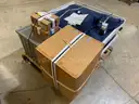 Pallet of Hydroponic Equipment&#xA0;(ID #41895) (J9-2L) (25-1951-184) 245