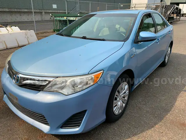 2014 Toyota Camry Hybrid LE Sedan (ID# 41991) (W13) (25-3432) 179