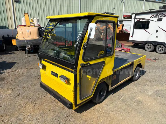 2011 Cushman Titan Electric 48 Volt 2 Passenger Flat Bed Utility UTV, Runs (ID# 42105) (GVL) (25-2693) 11700