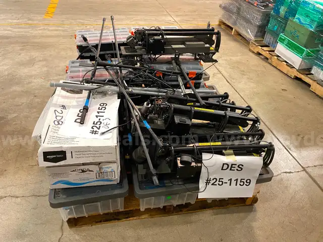 Three Pallets of Vex Robotics Kits &#x26; Parts (ID #42115) (G03-2R &#x26; 2L-G04-2R) (25-1159-1) 35409