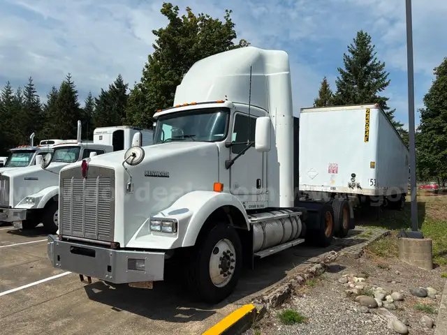 2016 Kenworth T800 Semi-Tractor (ID #42124) (Off-Site) (25-2822) 310