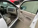 2008 Ford Escape CVT Hybrid SUV (ID# 42212) (W29) (25-2906) 11700