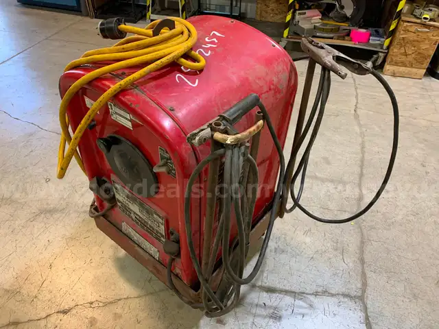 Lincoln 250-250 IdealArc Welder&#xA0;(ID #42307) (H3-1R) (25-1831-3) 310