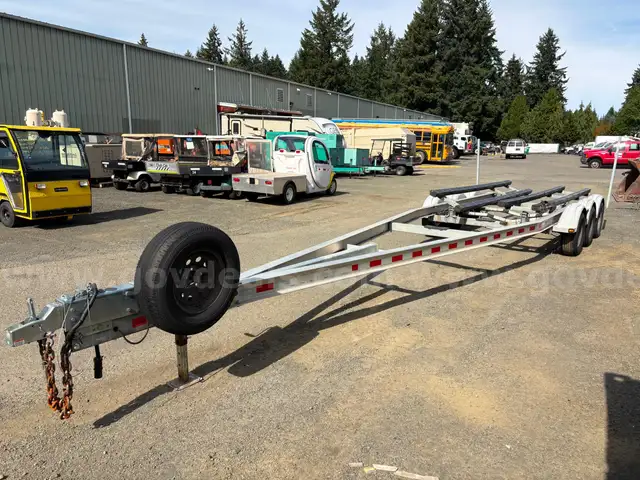 2019 EZ Loader 26-30ft Triple-Axle Bunk Boat Trailer (ID# 42446) (GVL) (25-3579) 405