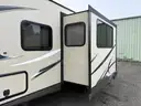 2018 Gulf Stream Coach, Inc Geo 235RB 23ft Travel Trailer (ID# 42533) (GVL) (25-2947) 477