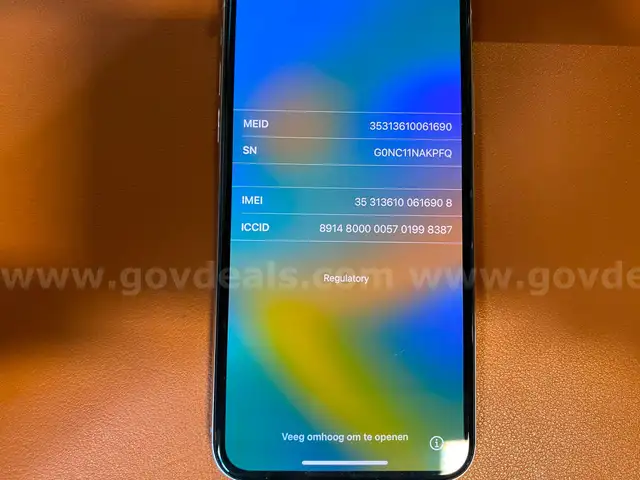 iPhone Xs - White- 64GB (ID# 42563) (D-Case) (No UPC) (18-19)