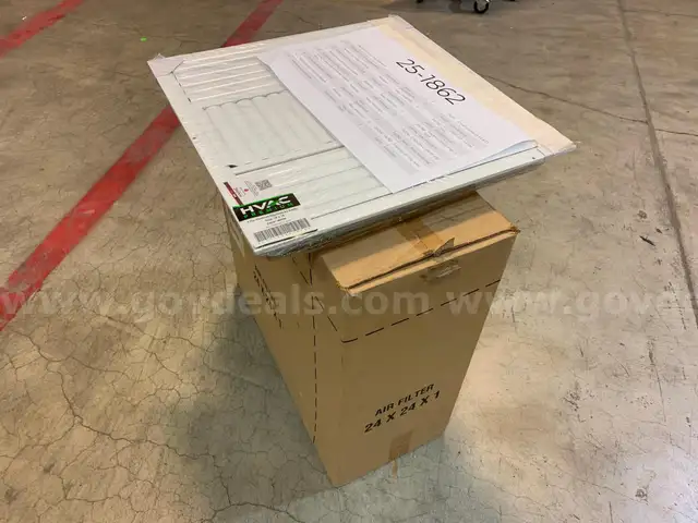 Case of HVAC Filters &#x26; Vent Cover&#xA0;(ID #42567) (J2-3R) (25-1862-6) 179