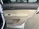 2014 Ford Explorer with 3rd Row Seating (ID# 42573) (EF06) (25-2981) 490