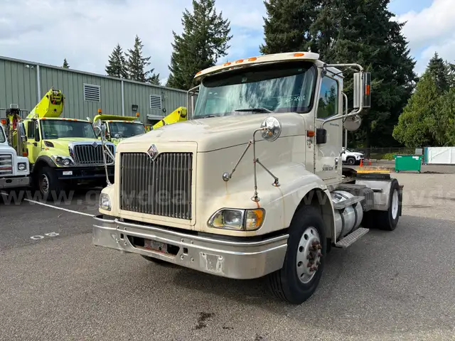 2004 International 9200i SBA 4X2 Day Cab Semi Tractor, Single Axle (ID# 42575) (E01) (25-2816) 310