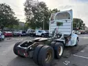 2010 Peterbilt 386 Day Cab Semi Tractor with Wet Kit (ID# 42603) (E09) (25-3034) 490