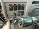 2010 Peterbilt 386 Day Cab Semi Tractor with Wet Kit (ID# 42603) (E09) (25-3034) 490