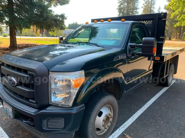 2015 Ford F-350 SD XL DRW 4WD Truck w/ Flatbed (ID# 42681) (FTL) (25-2809) 179
