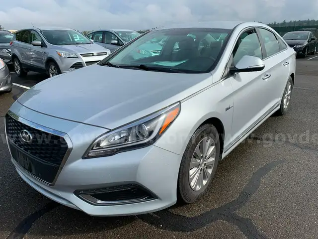 2017 Hyundai Sonata Hybrid SE Sedan (ID# 42736) (W26) (25-3556) 179