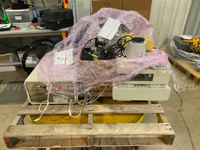 Hewitt Packard Series 1100 HPLC System (ID #42817) (H04-1R) (25-2466-45) 225