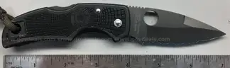 Spyderco Lot (ID# 42823) (TSA #1) (NO UPC) (18-19)