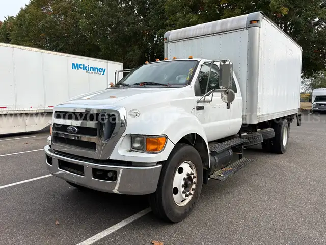 2011 Ford F-750 16ft Box Truck, Low Miles! Under 62K. TOW AWAY, Brake Issues (ID# 43011) (Bullpen) (25-3076) 365