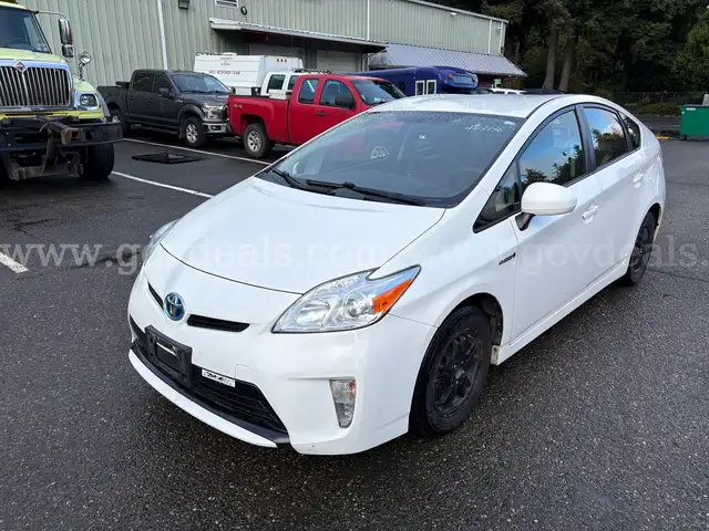 2015 Toyota Prius 4DR Hybrid Sedan, Low Miles! Under 70K (ID# 43084) (W02) (25-3936) 490