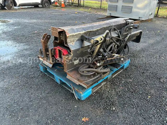 2017 Danuser Postmaster 9000 Hydraulic Post Driver w/ Tilt &#x26; Grapple, Skid Steer (ID# 43089) (GVL) (25-3382) 405