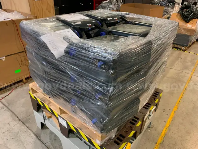 Pallet of 3M Overhead Projectors&#xA0;(ID #43149) (I12-2R) (25-3418-101) 672