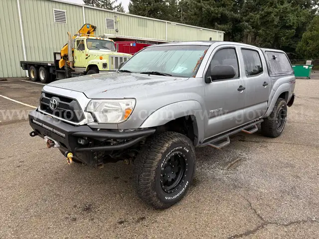 2014 Toyota Tacoma Double Cab V6 4WD TRD Offroad Pickup w/ Lots of Aftermarket Parts (ID# 43539) (S2) (25-4295) 477