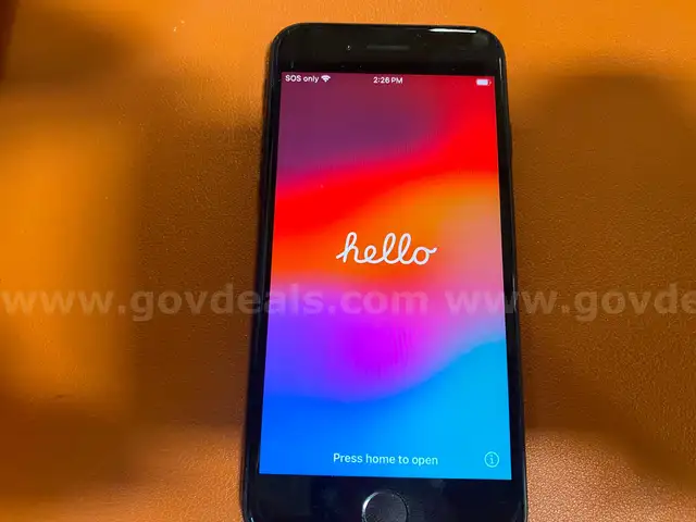 iPhone SE 3rd Gen - Black- 64GB (ID# 43623) (D-Case) (No UPC) (18-19)