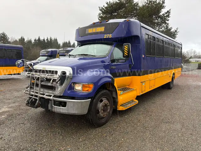 2015 Ford F-650 XLT 4X2 Glaval Concorde II 34 Passenger Bus (ID# 43849) (TCO) (25-3201) 11700
