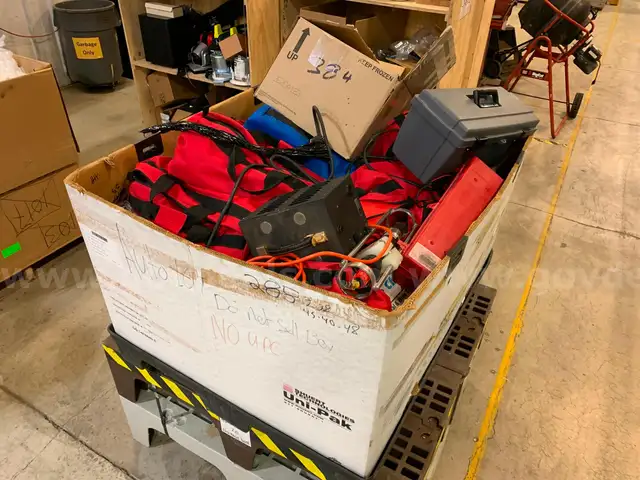 Pallet Miscellaneous Items (ID #43889) (J11-2R) (No UPC)