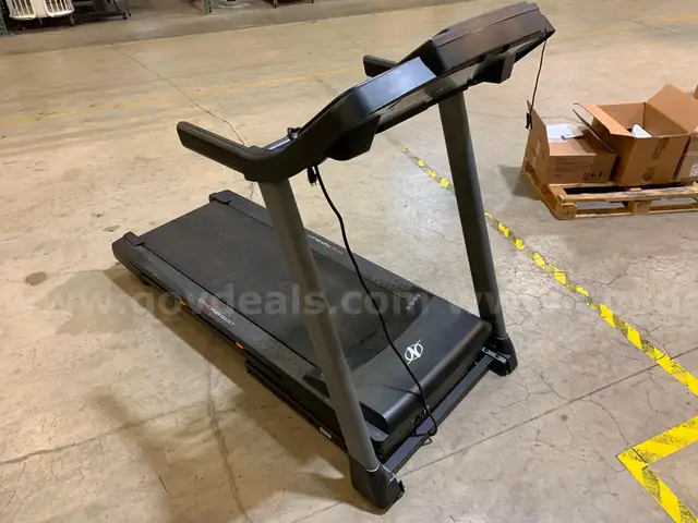 NordicTrack NTL17915.24 Treadmill (ID #43900) (J5-1R) (25-4426-15) 300