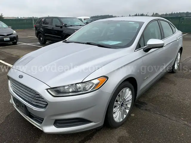 2015 Ford Fusion Hybrid S FWD Sedan (ID# 43952) (W13) (25-4789) 179
