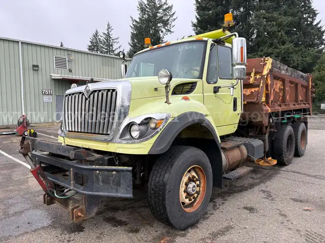 2009 International 7600 6X4 Dump/Plow Truck (ID# 43956) (E03) (25-2105)+ 405