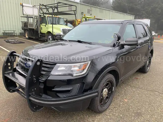 2017 Ford Explorer AWD Police Interceptor SUV (ID# 43967) (EF04) (25-4263) 11700