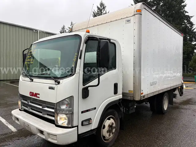 2008 GMC W5500-HD Tilt Cab 14FT Box Truck with Lift Gate (ID# 44067) (EF01) (25-3353) 11700