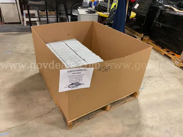 Lot of Various HP Laptop Computers (ID #44106) (I02-5R) (25-4151-1) 39475