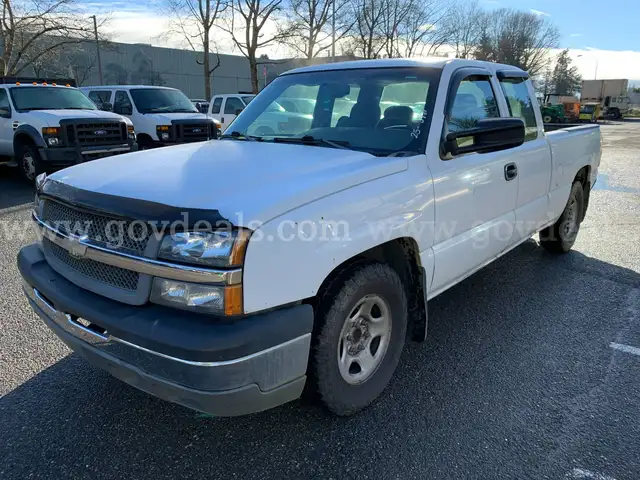 2004 Chevrolet Silverado 1500 Ext. Cab 2WD Work Truck *Tow-Away*(ID# 44135) (EF0) (25-3781) 22301